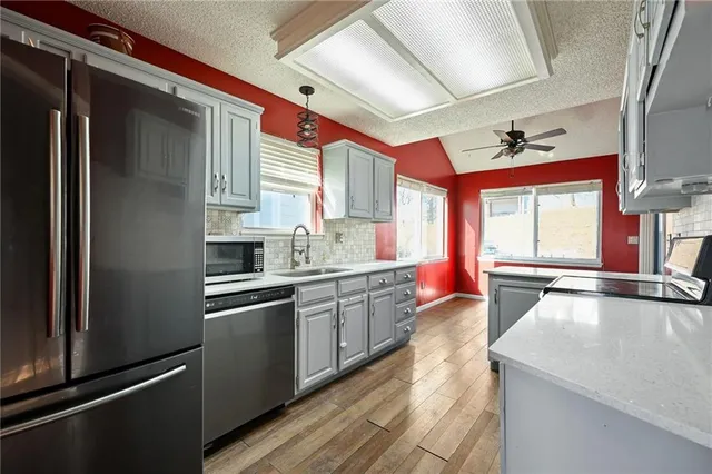 $290,000 | 1425 Northwest Birdseye Court, Blue Springs, MO 64015