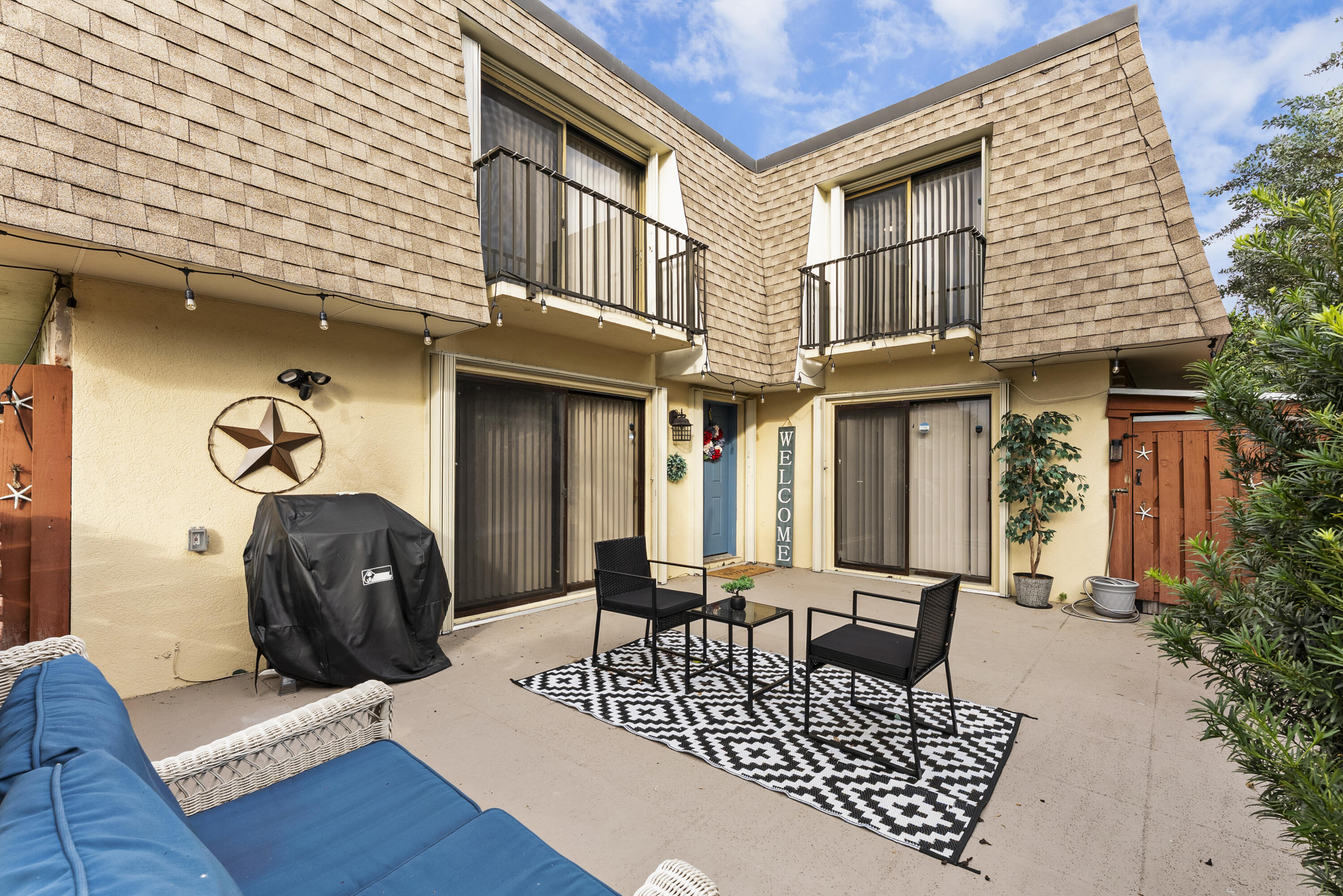 2949 Southwest 22nd Avenue, Unit 27A Delray Beach, FL 33445 - Photo 18 of 26 DSC01848