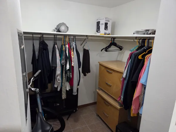 $135,000 | 215 Franklin Street, Unit G, Delavan, WI 53115