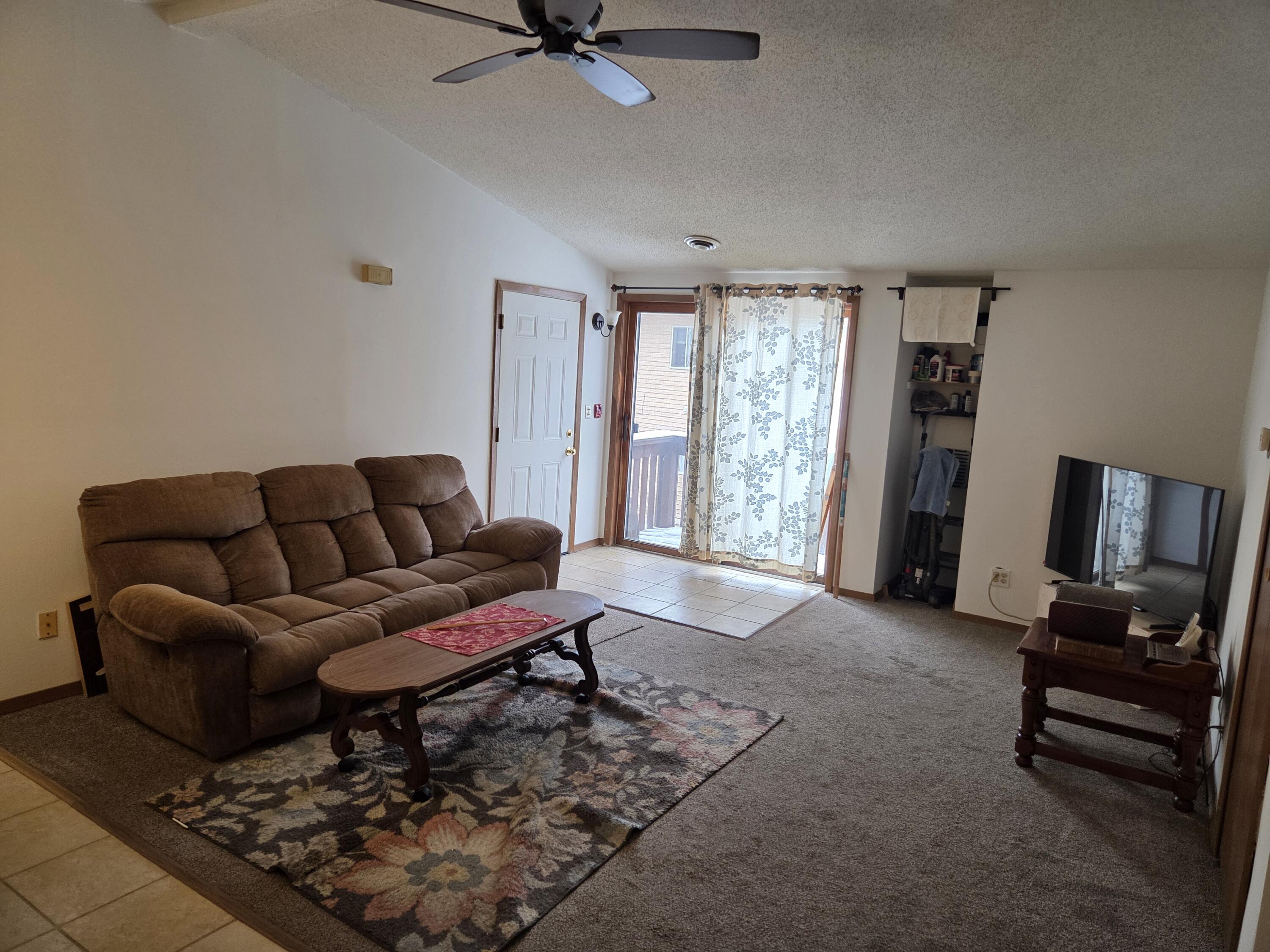 215 Franklin Street, Unit G Delavan, WI 53115 - Photo 3 of 13 1000014706