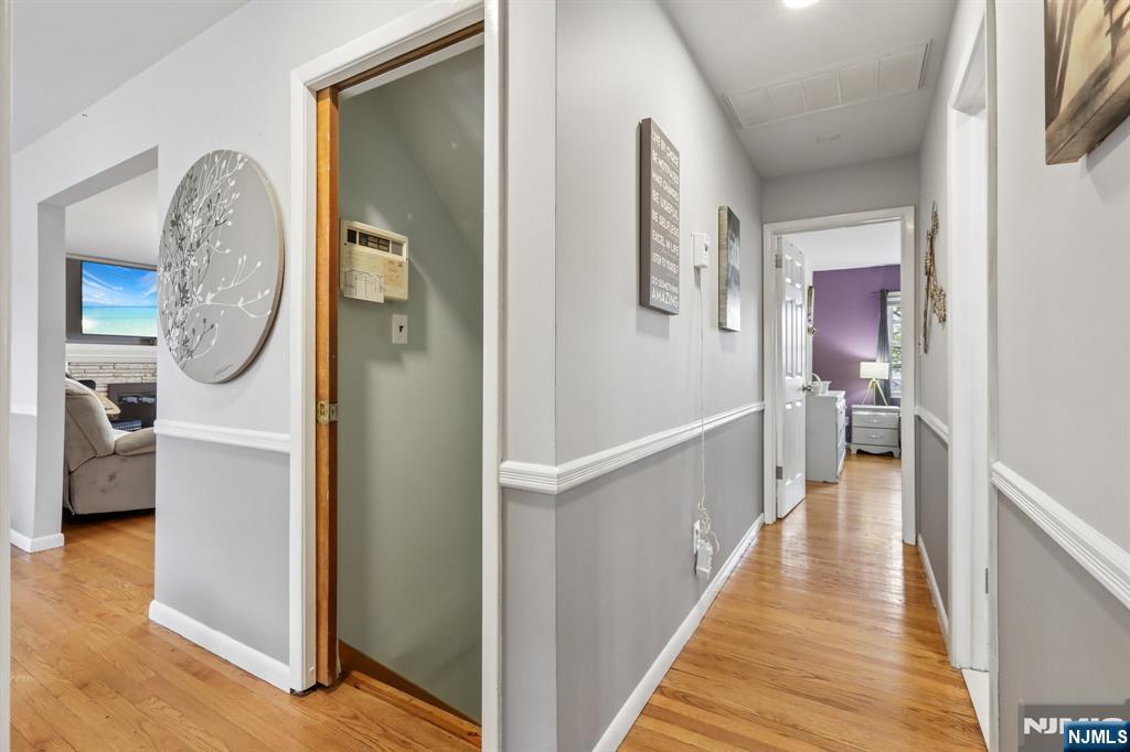 921 Linwood Avenue Ridgewood, NJ 07450 - Photo 17 of 42