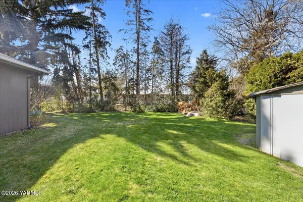 $420,000 | 34 Moore Avenue, Naches, WA 98937