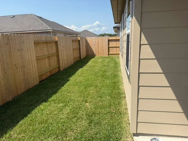 $2,800 | 8415 Tranquil Bay Court, Baytown, TX 77523
