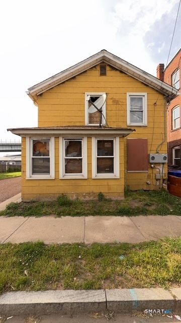 18 Portland Street Middletown, CT 06457 - Photo 1 of 9