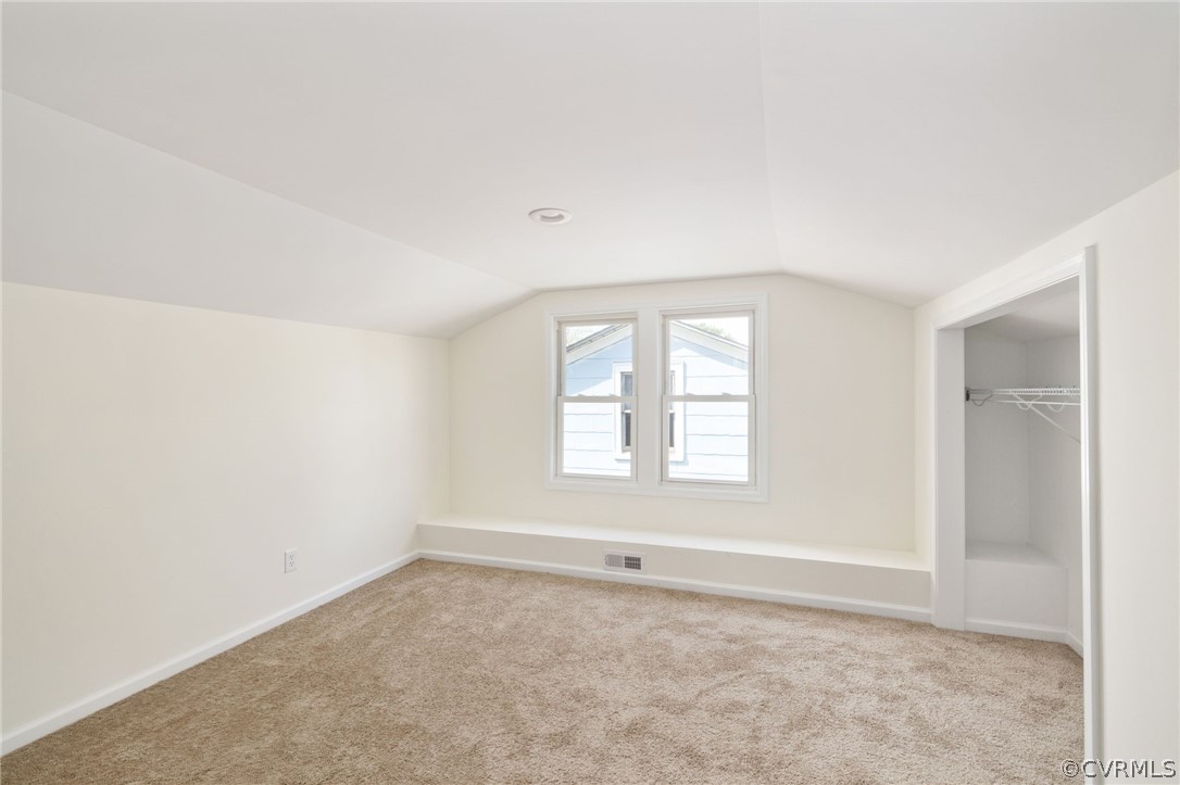 5205 Blue Ridge Avenue Richmond, VA 23231 - Photo 21 of 30 an empty room with a window