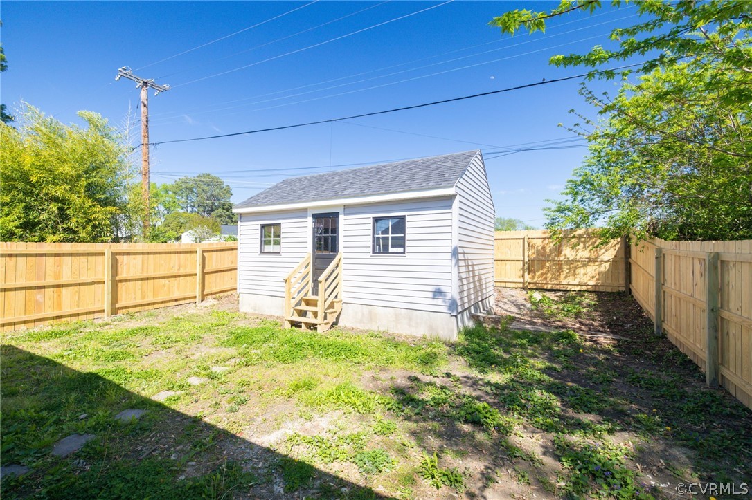 5205 Blue Ridge Avenue Richmond, VA 23231 - Photo 29 of 30 a house view with a backyard space