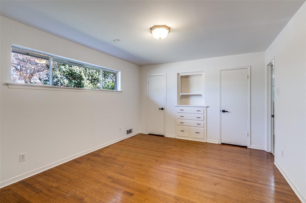 8060 Woodhue Road Dallas, TX 75228 - Photo 23 of 29