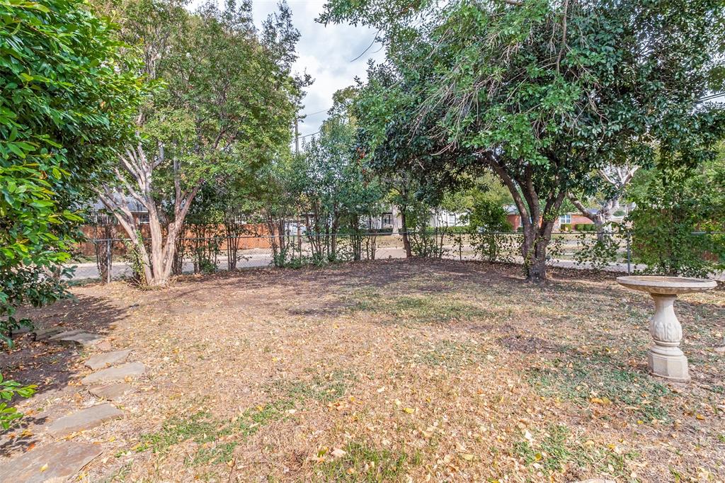 8060 Woodhue Road Dallas, TX 75228 - Photo 28 of 29