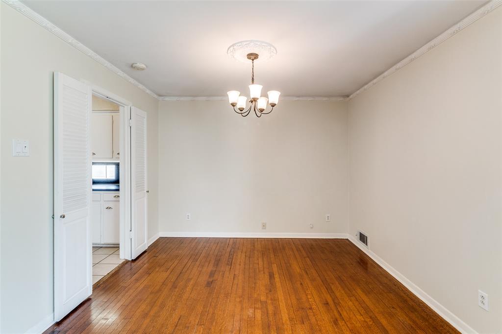 8060 Woodhue Road Dallas, TX 75228 - Photo 8 of 29 Dining space connected for easy entertaining flow