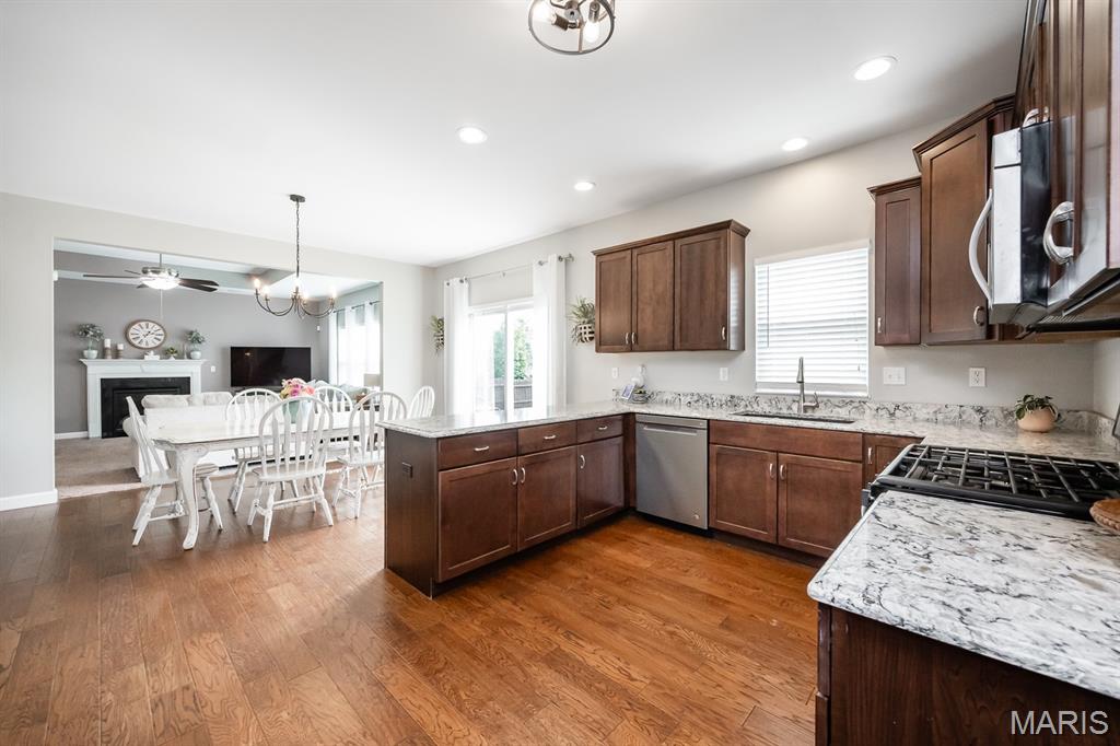 1323 Arbor Green Trail O'Fallon, IL 62269 - Photo 10 of 39