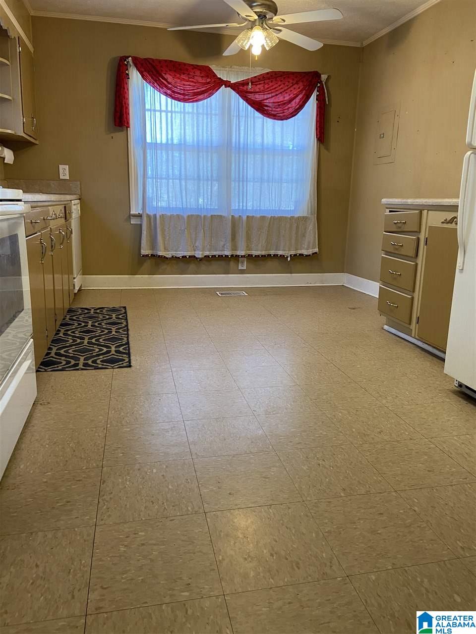 610 Spring Drive Sylacauga, AL 35150 - Photo 7 of 18