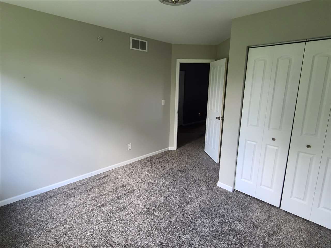 9130 Romeldale Lane Roscoe, IL 61073 - Photo 24 of 29 4th Bedroom