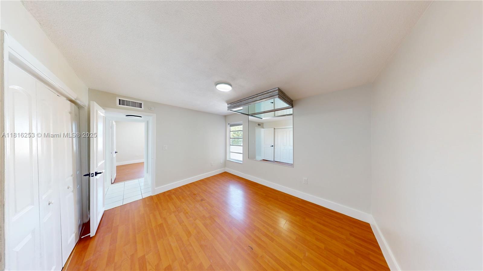 677 Southwest 9th Avenue, Unit 309 Miami, FL 33130 - Photo 10 of 16