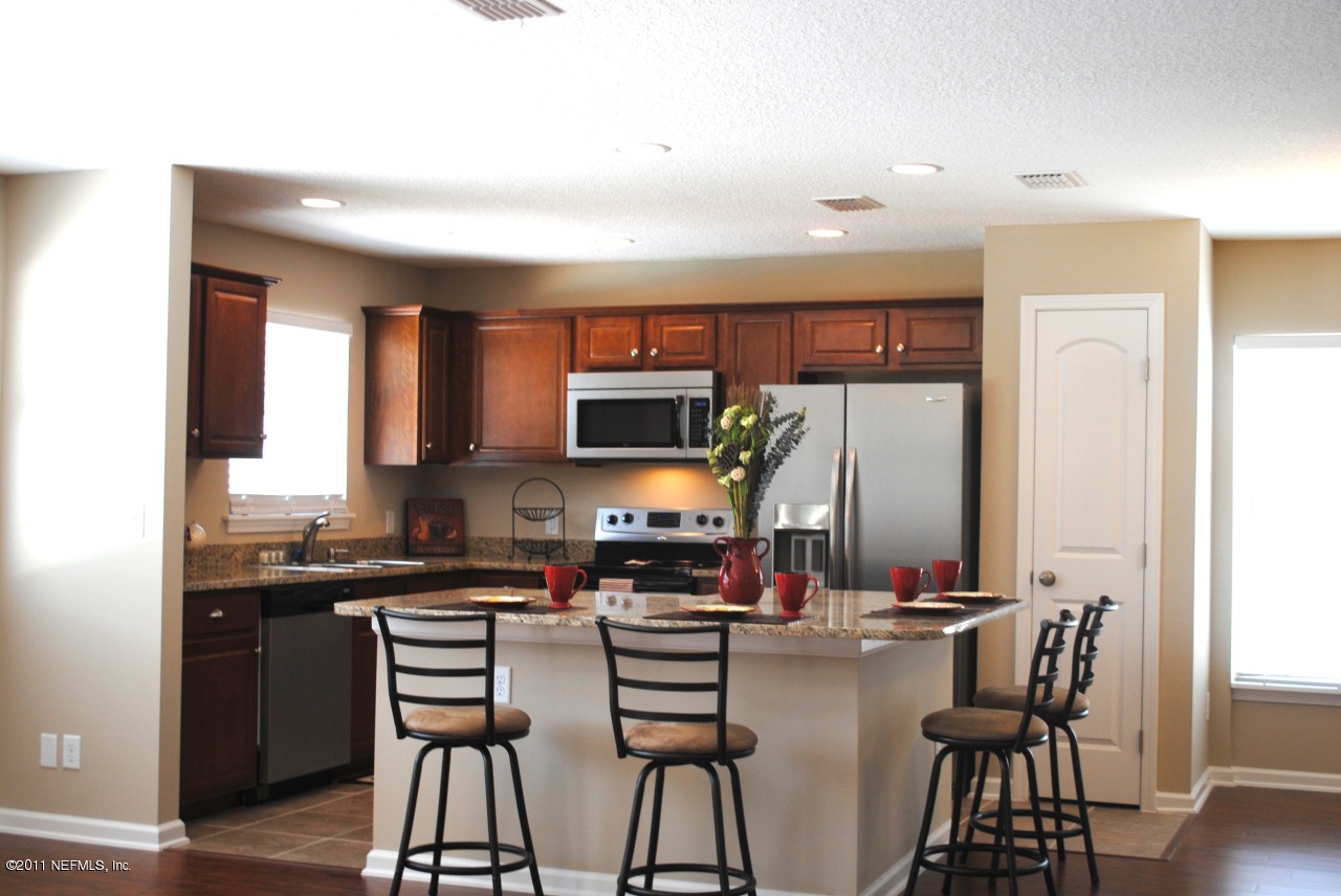5114 Spring Haven Road Orange Park, FL 32065 - Photo 2 of 19 Fully-Equipped ALL NEW Kitchen!