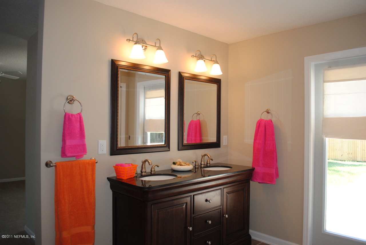 5114 Spring Haven Road Orange Park, FL 32065 - Photo 10 of 19 Master Bath Vanity Area
