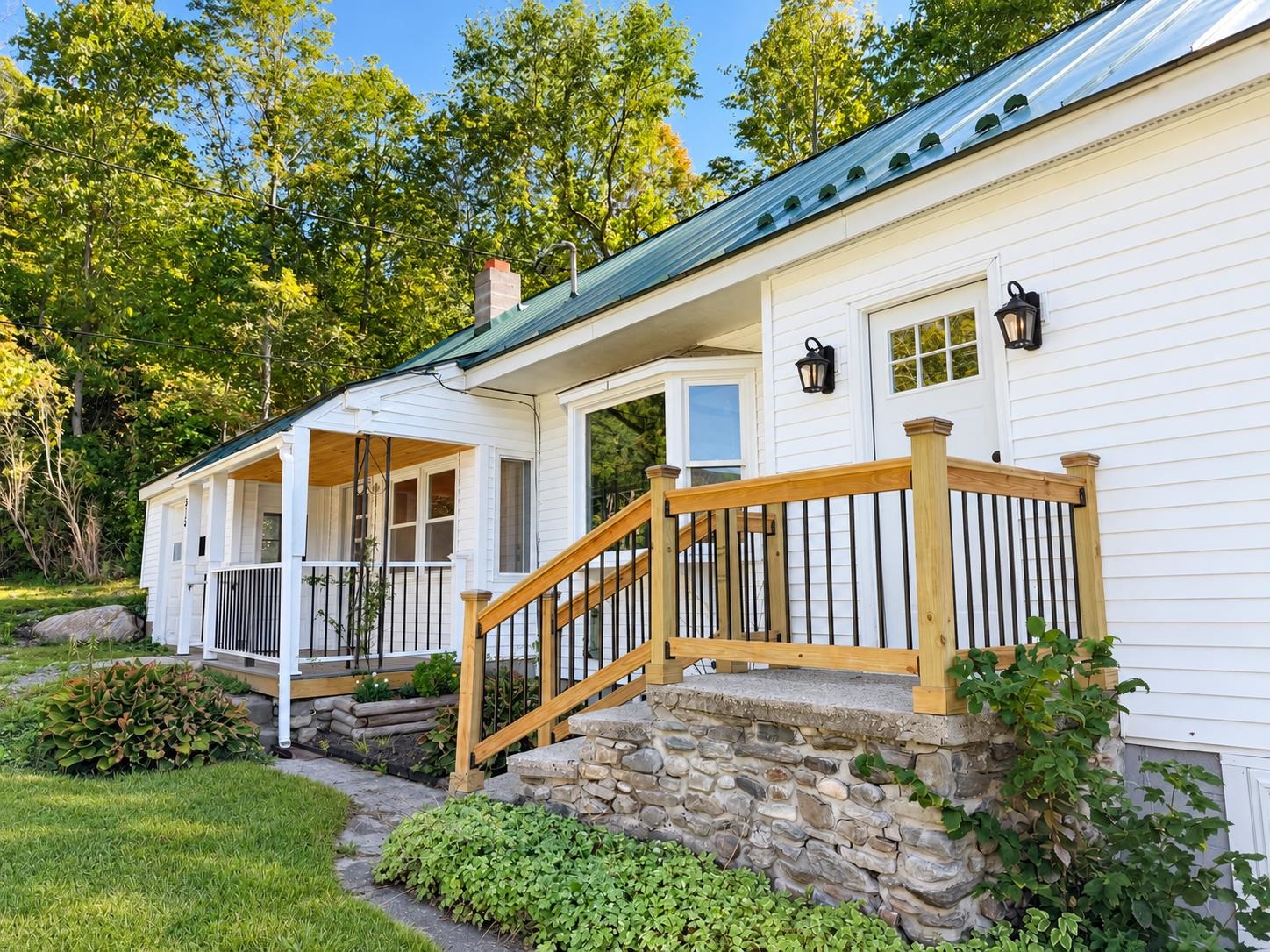 515 Buck Hill Road Arlington, VT 05250 - Photo 2 of 31 Gallery Image 2
