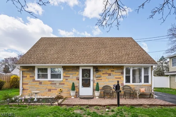 $380,000 | 1005 Terrace Boulevard, Ewing, NJ 08618