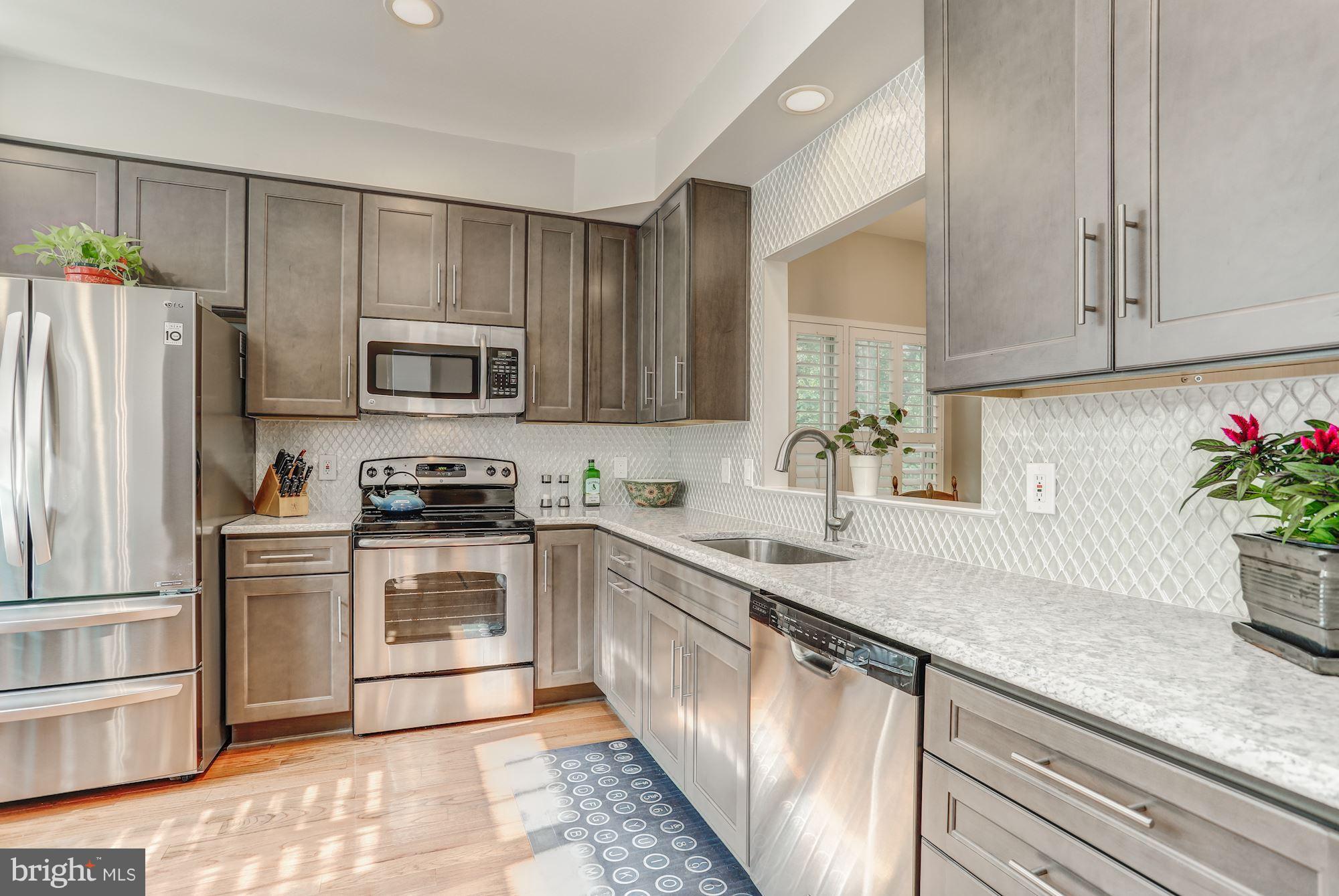 1209 Weatherstone Court Reston, VA 20194 - Photo 5 of 30 Kitchen