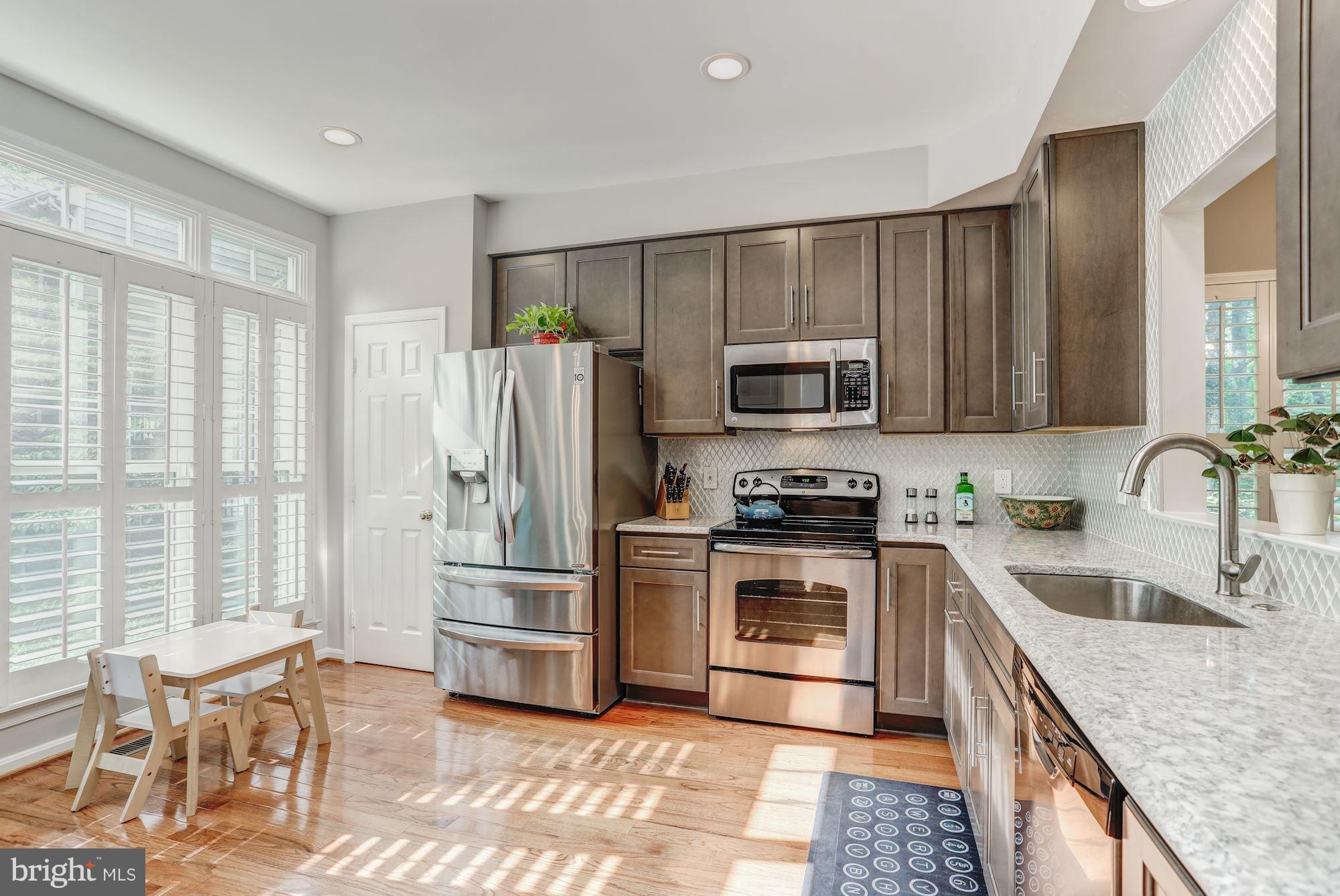 1209 Weatherstone Court Reston, VA 20194 - Photo 6 of 30 Spacious Custom Kitchen