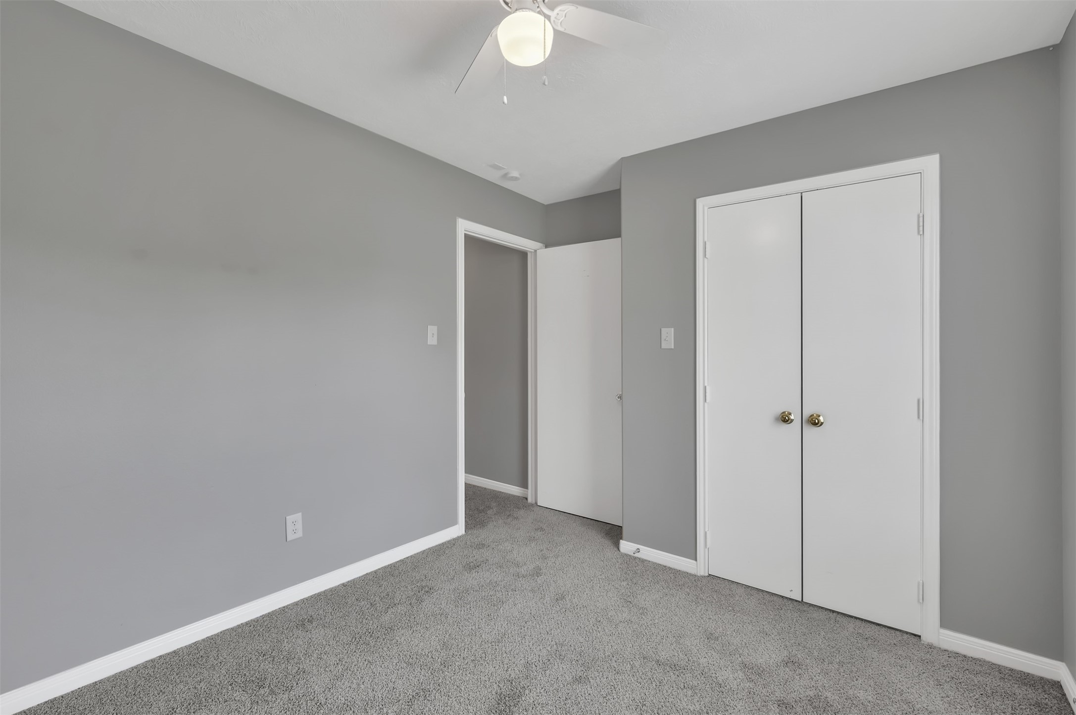 16245 Sun View Lane Conroe, TX 77302 - Photo 17 of 19 a view of an empty room