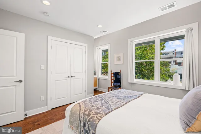 $899,000 | 1273 Oates Street Northeast, Washington, DC 20002