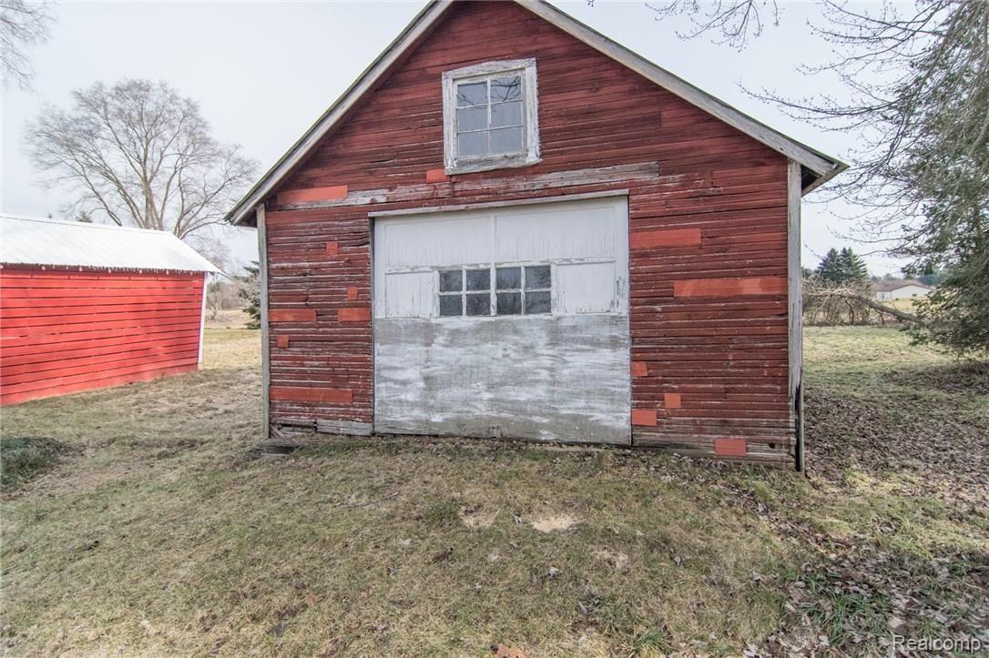 6693 Lingane Road Chelsea, MI 48118 - Photo 45 of 53 DSC_0151.jpg
