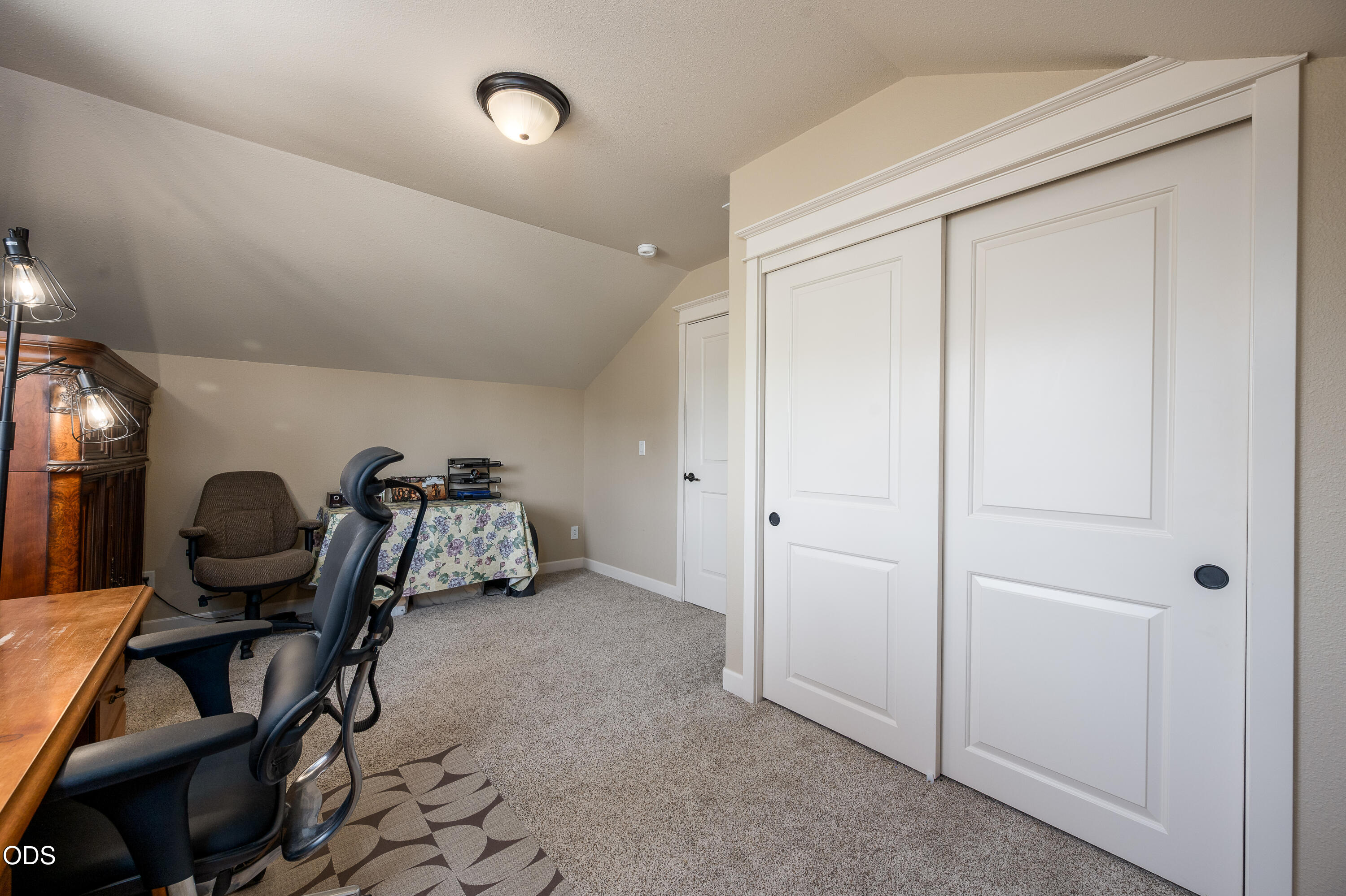 20768 Northeast Horizon Ridge Place Bend, OR 97701 - Photo 28 of 46