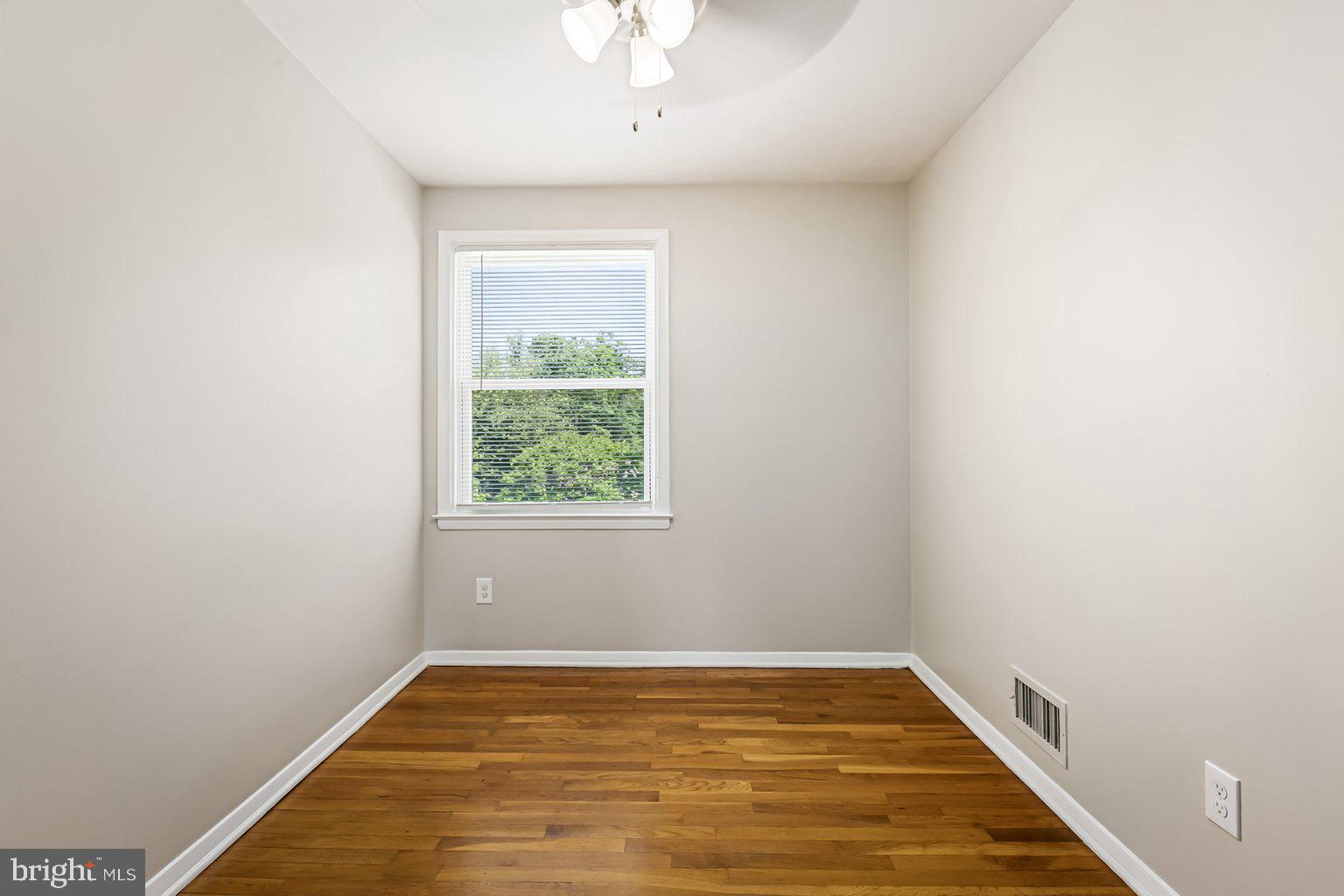 202 Cove Road Essex, MD 21221 - Photo 13 of 24 Bedroom