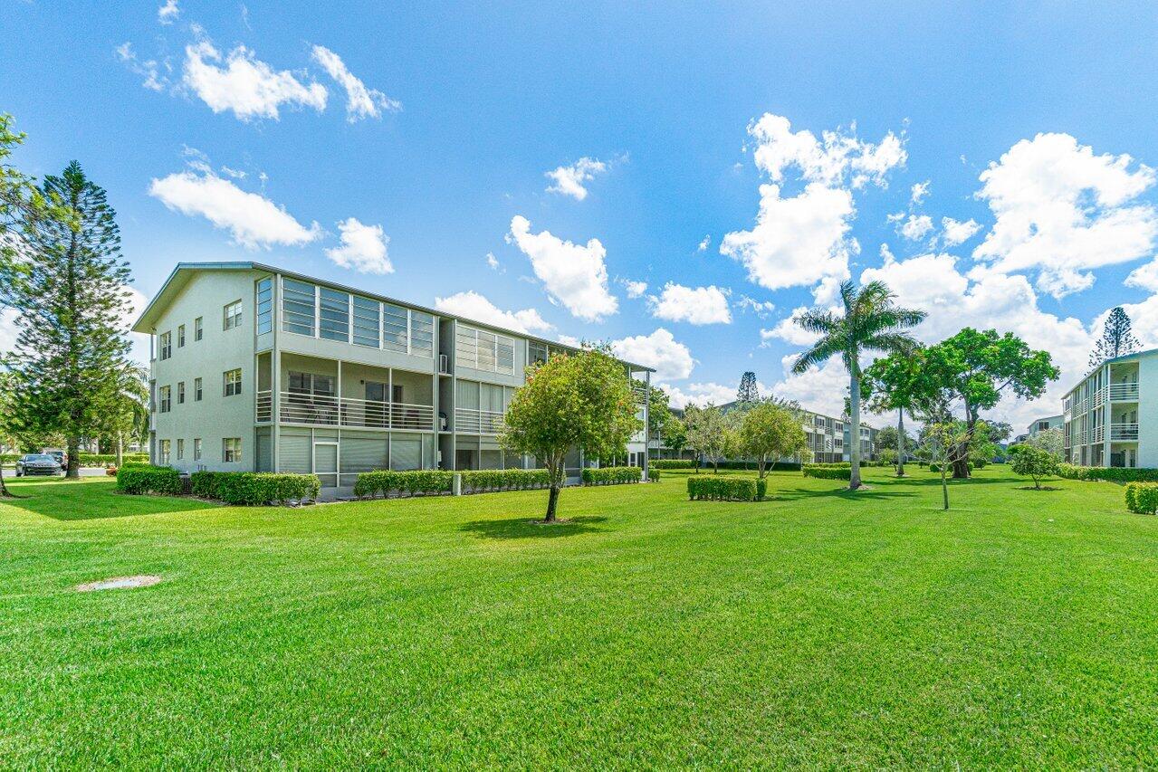 112 Suffolk C Boca Raton, FL 33434 - Photo 15 of 15 019-112SuffolkC-BocaRaton-FL-33434-SMALL