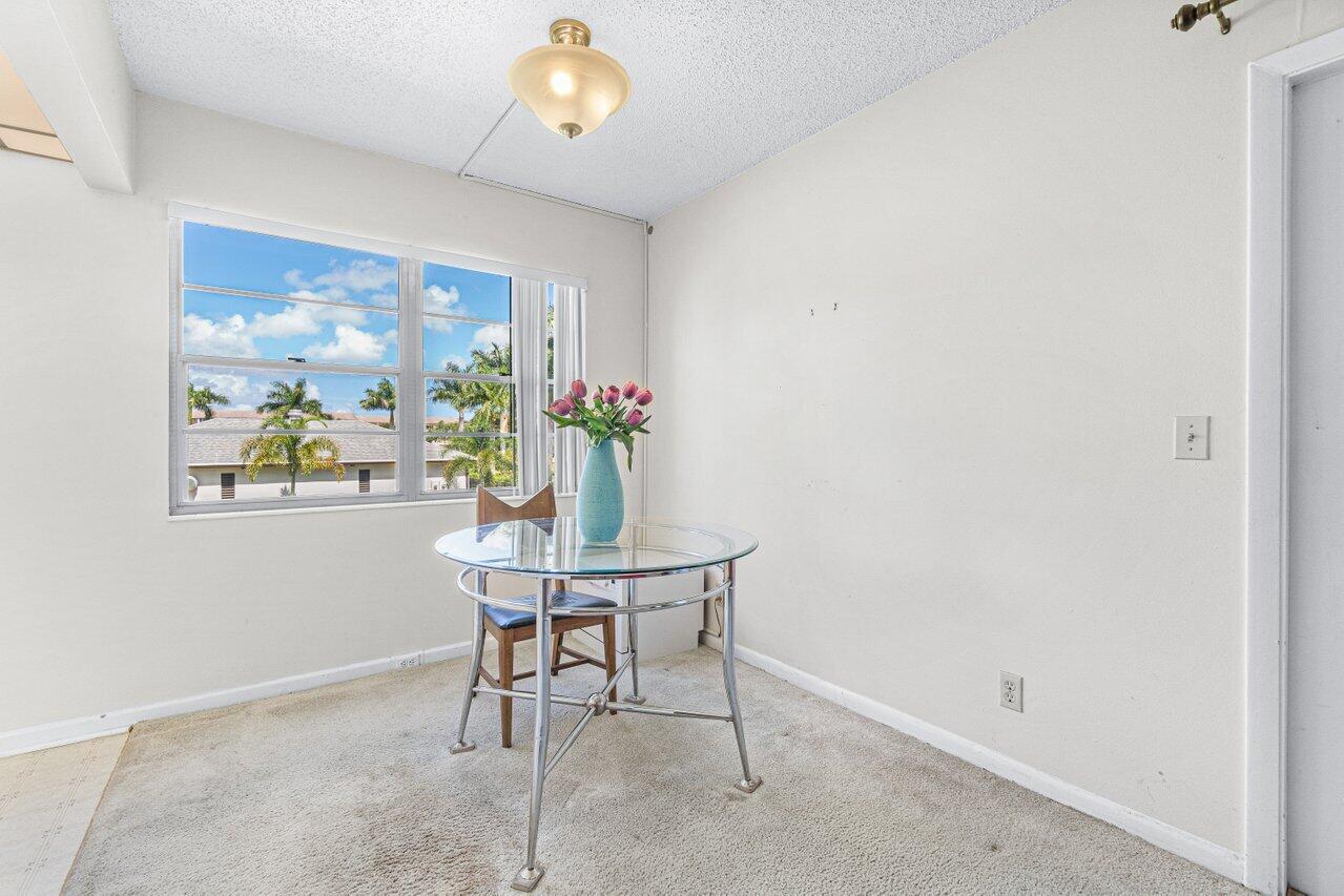 112 Suffolk C Boca Raton, FL 33434 - Photo 5 of 15 007-112SuffolkC-BocaRaton-FL-33434-SMALL