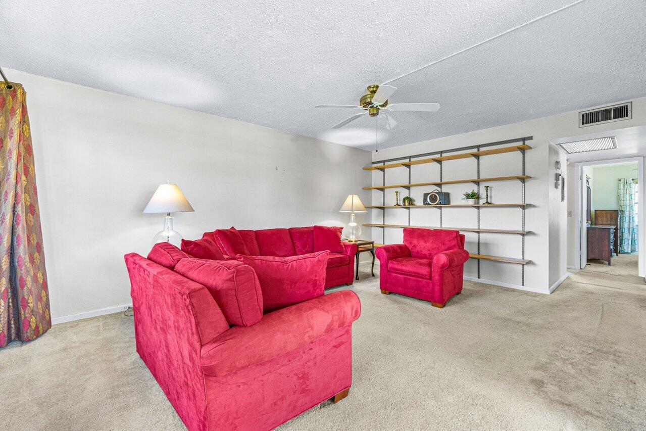 112 Suffolk C Boca Raton, FL 33434 - Photo 6 of 15 004-112SuffolkC-BocaRaton-FL-33434-SMALL