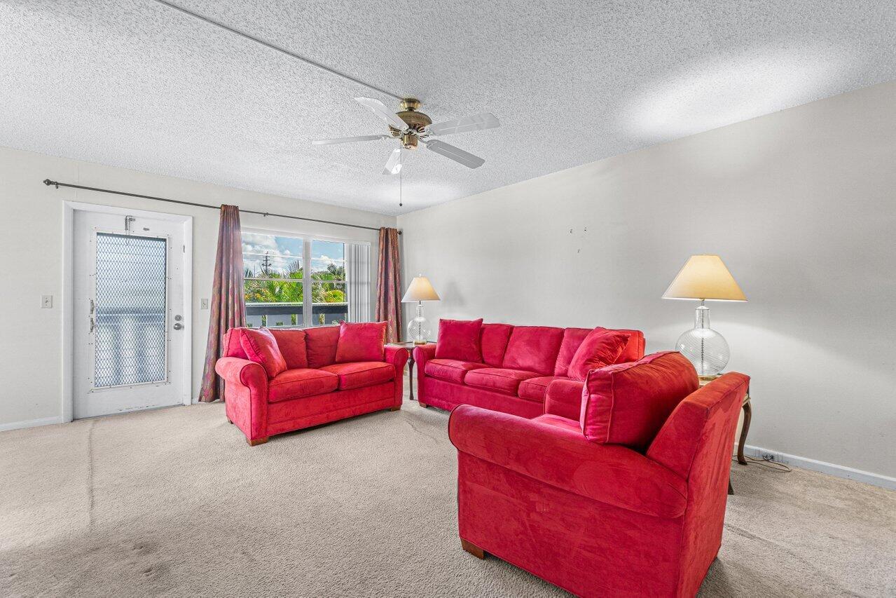 112 Suffolk C Boca Raton, FL 33434 - Photo 7 of 15 006-112SuffolkC-BocaRaton-FL-33434-SMALL