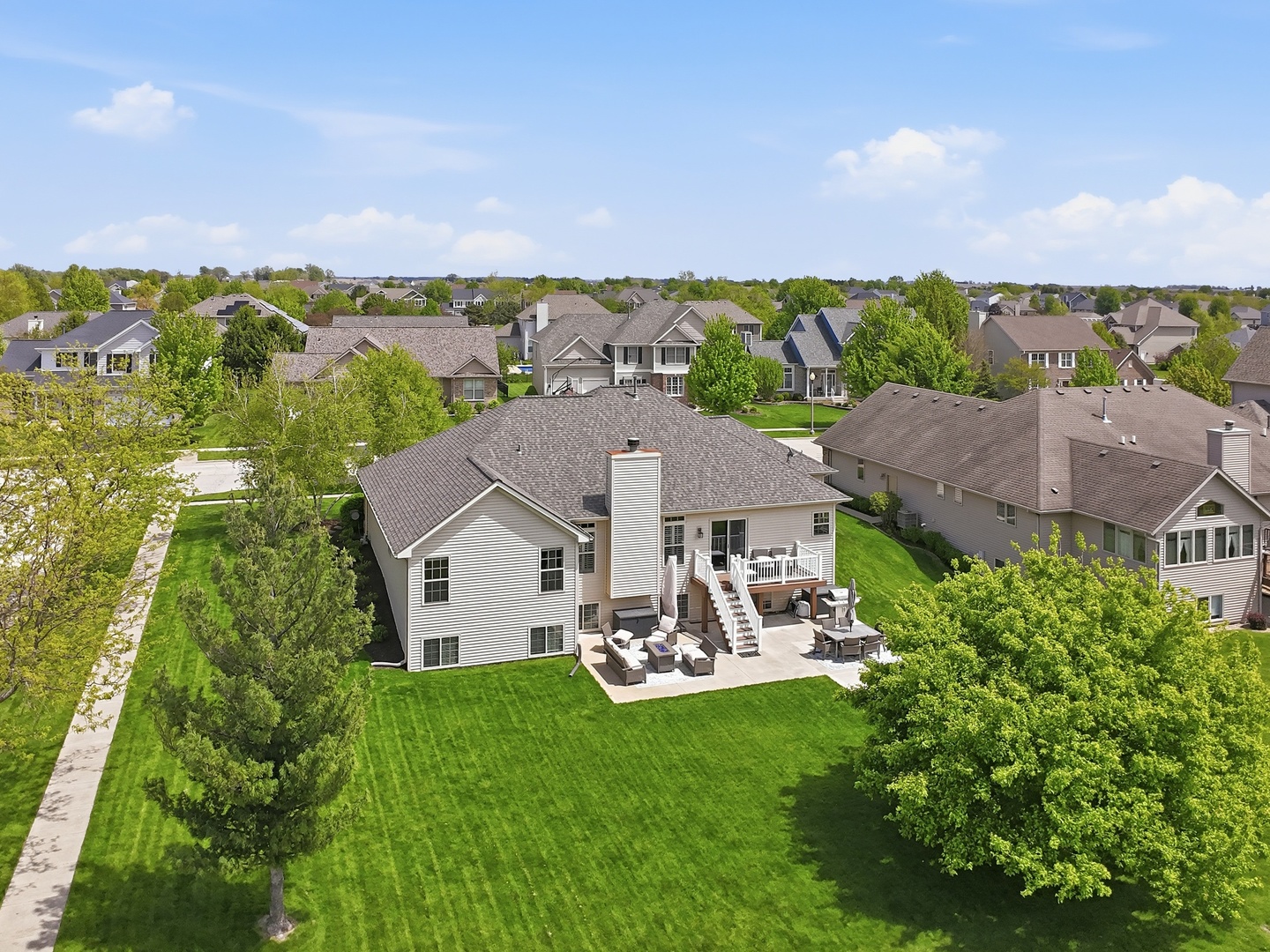 2337 Dustin Drive Sycamore, IL 60178 - Photo 37 of 42
