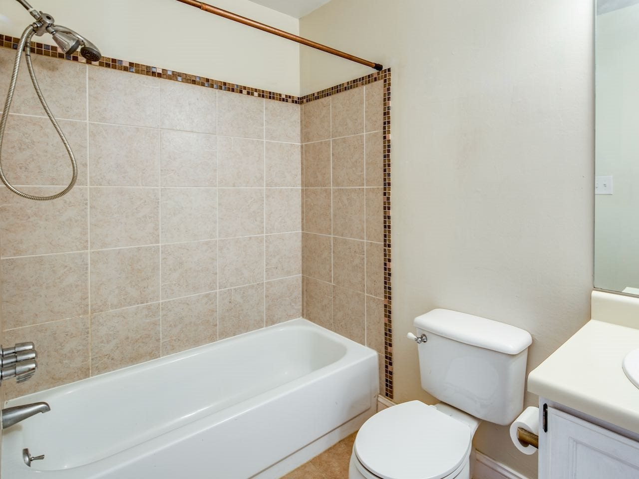 5611 Split Oak Way Raleigh, NC 27609 - Photo 7 of 11 Photo 7