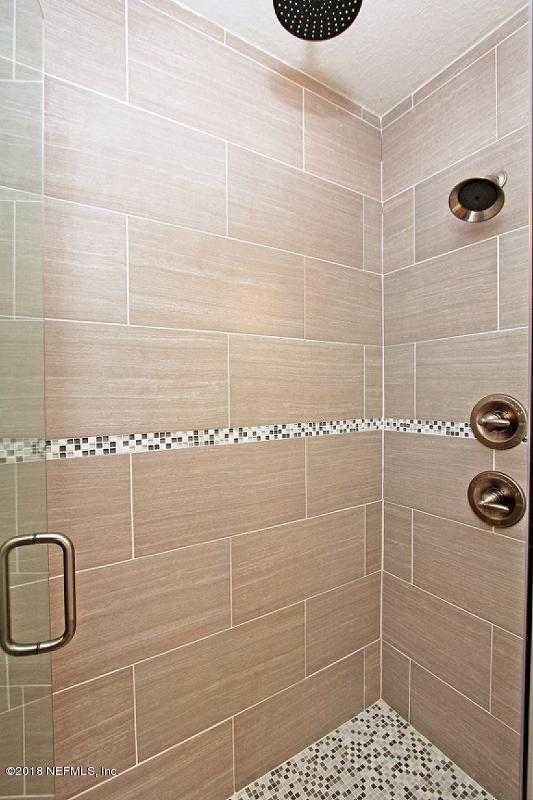 1021 Orangewood Road St. Johns, FL 32259 - Photo 20 of 29 Master Shower