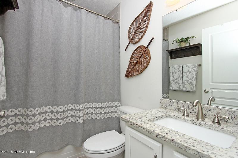 1021 Orangewood Road St. Johns, FL 32259 - Photo 24 of 29 Guest Bathroom