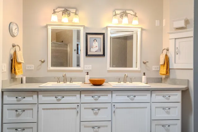 $820,000 | 9724 South Darknell Road, Valleyford, WA 99036