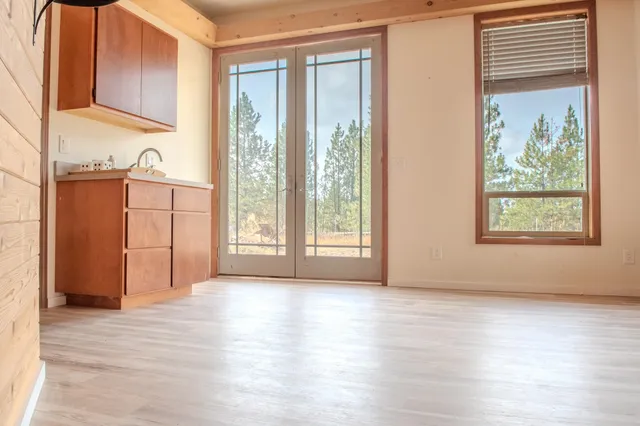 $820,000 | 9724 South Darknell Road, Valleyford, WA 99036