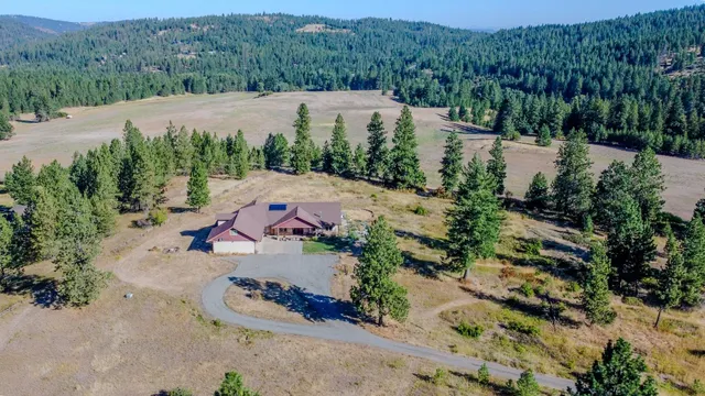 $820,000 | 9724 South Darknell Road, Valleyford, WA 99036