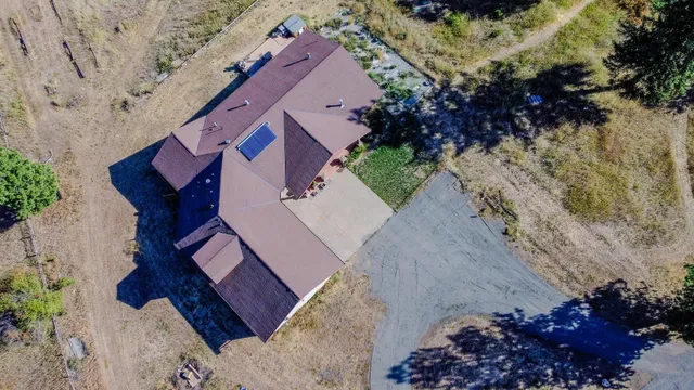 $820,000 | 9724 South Darknell Road, Valleyford, WA 99036