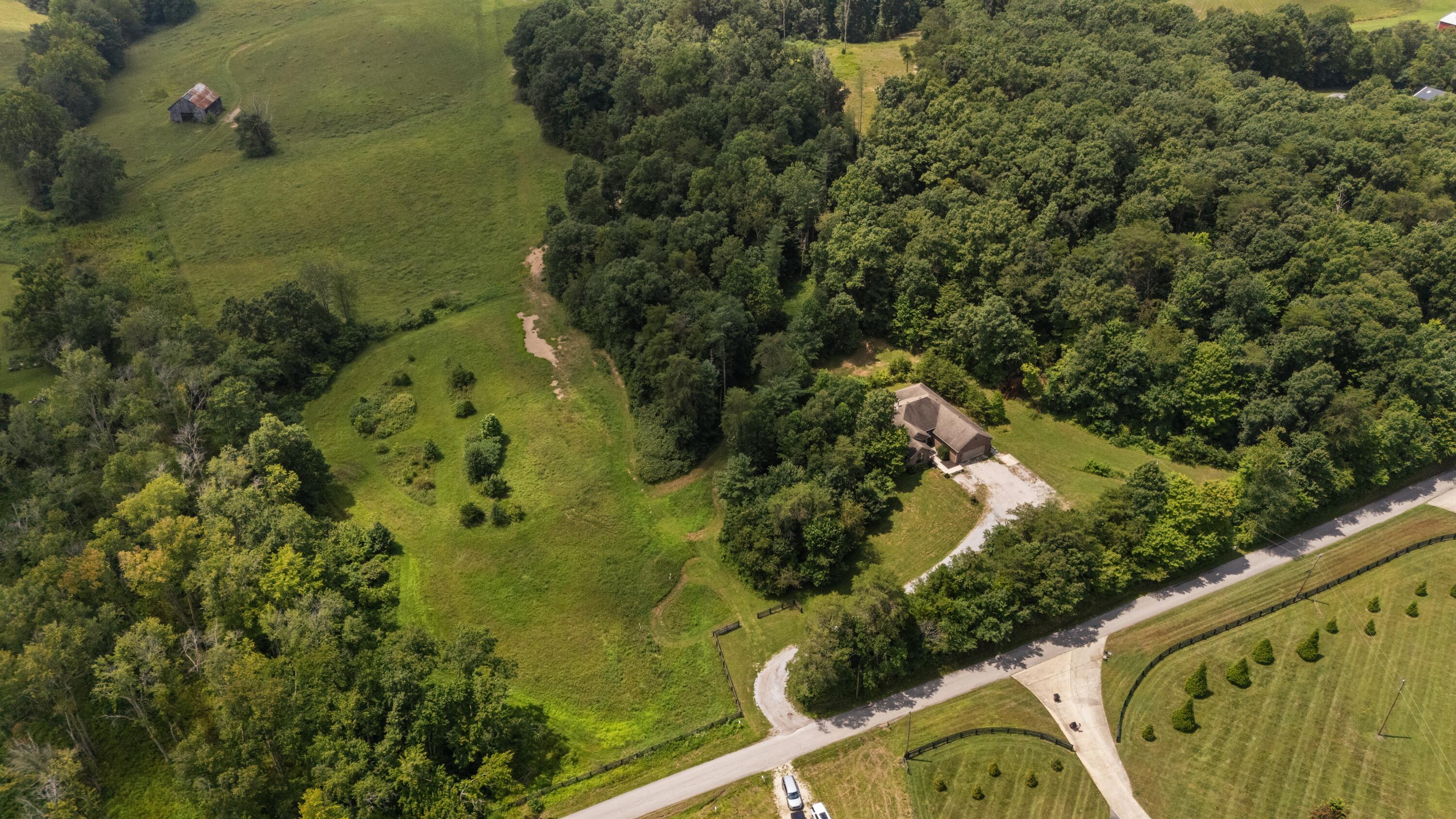 625 Pine Ridge Road Winchester, KY 40391 - Photo 34 of 46 DJI_20260728130256_0645_D