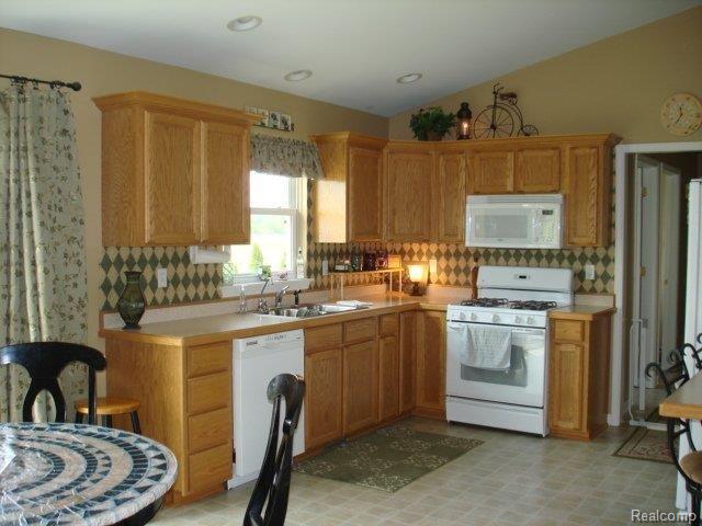 13079 Yale Road Yale, MI 48097 - Photo 3 of 5 DSC03151.JPG