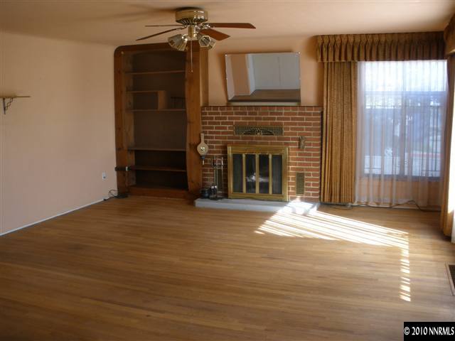 575 Willow Street Reno, NV 89502 - Photo 3 of 9 Photo 3