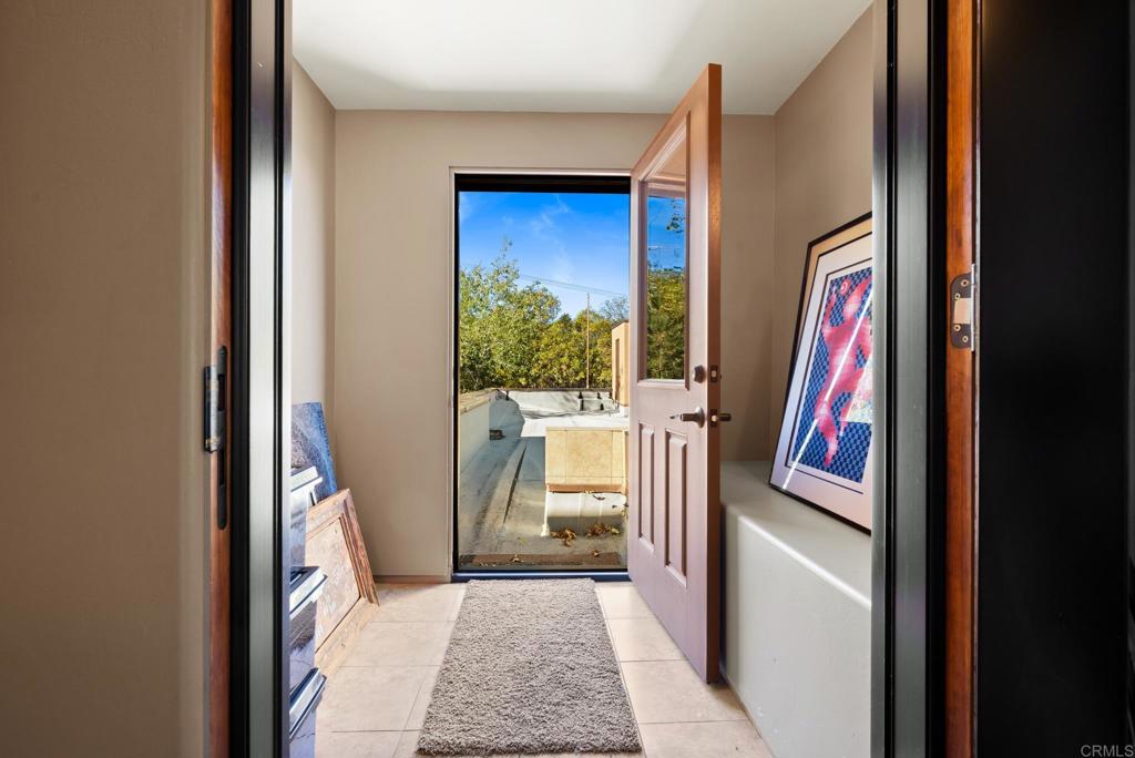 2810 3 Peaks Lane Julian, CA 92036 - Photo 39 of 54 a view of a hallway with entryway