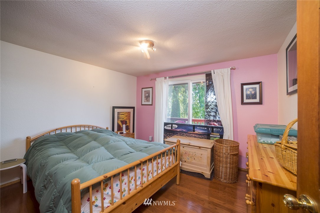 2212 South Lake Roesiger Road Snohomish, WA 98290 - Photo 11 of 24