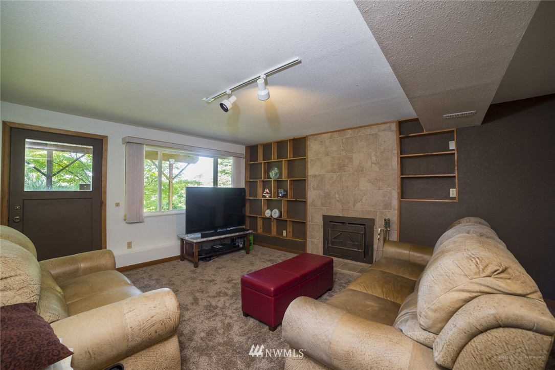 2212 South Lake Roesiger Road Snohomish, WA 98290 - Photo 15 of 24