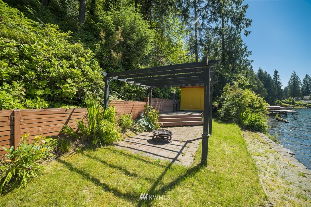 2212 South Lake Roesiger Road Snohomish, WA 98290 - Photo 16 of 24
