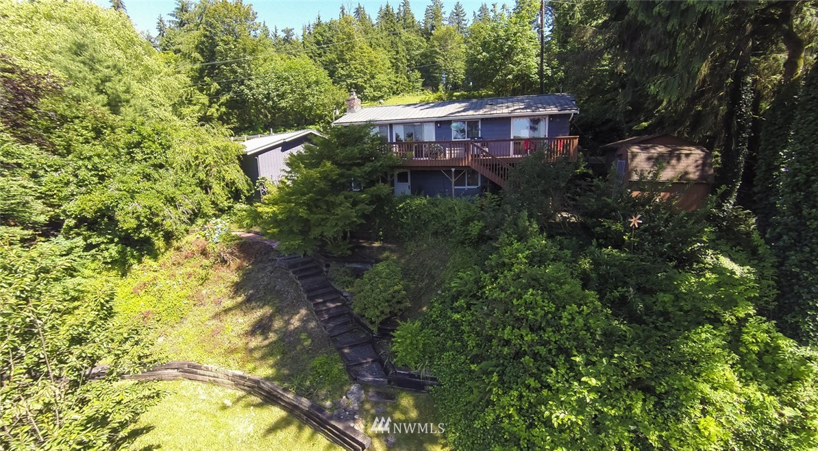 2212 South Lake Roesiger Road Snohomish, WA 98290 - Photo 3 of 24