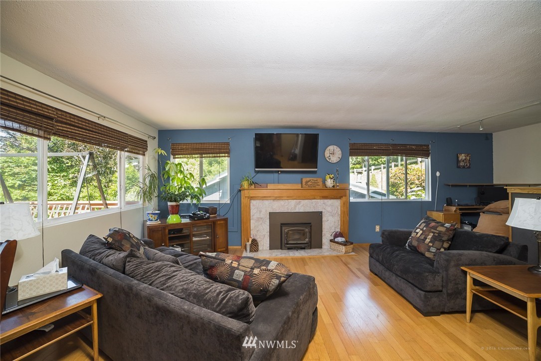 2212 South Lake Roesiger Road Snohomish, WA 98290 - Photo 5 of 24