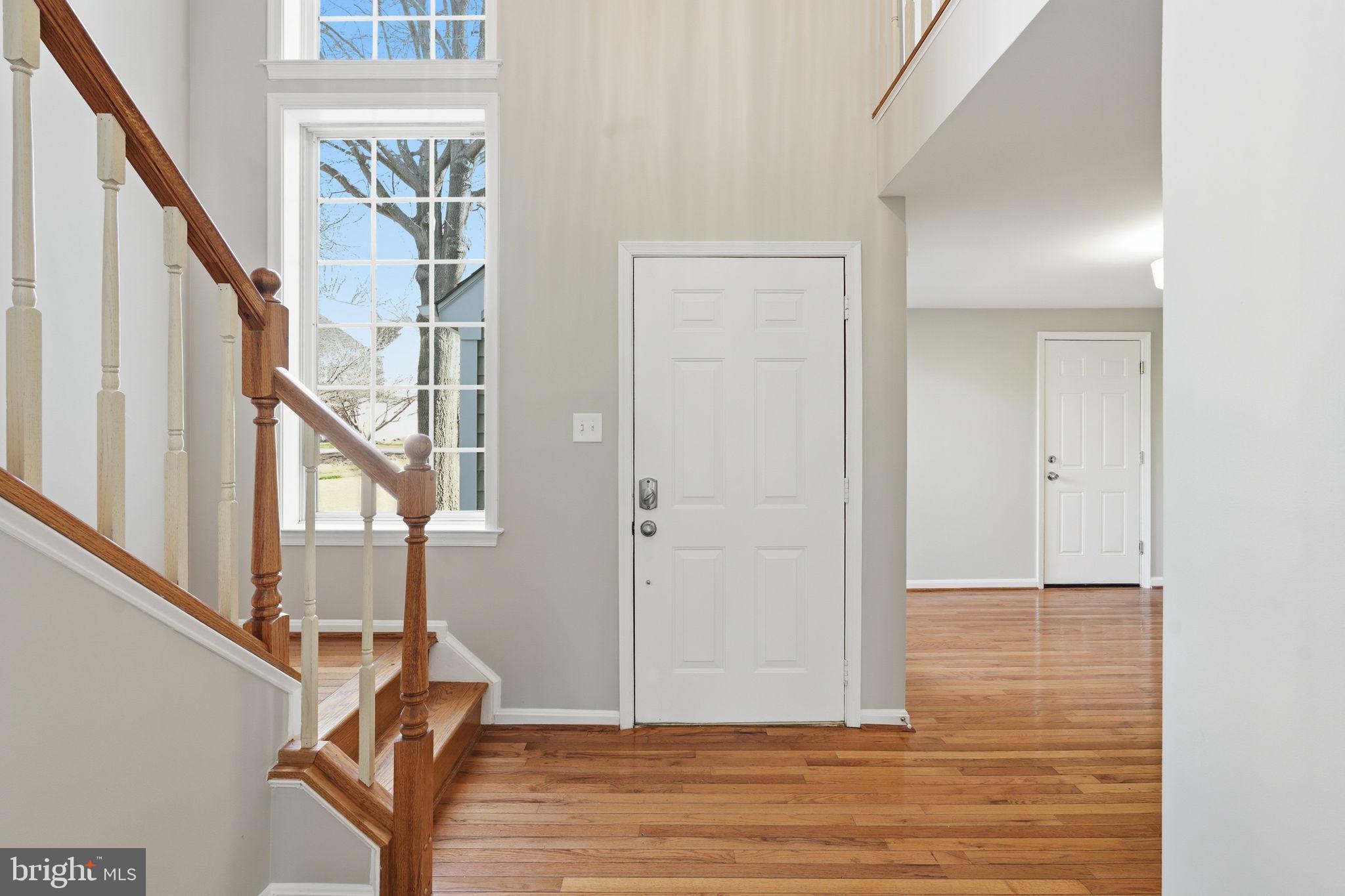 11719 Arbor Glen Way Reston, VA 20194 - Photo 2 of 25